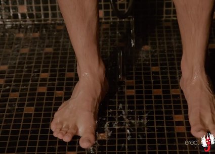 Nude muscle boy shower video
